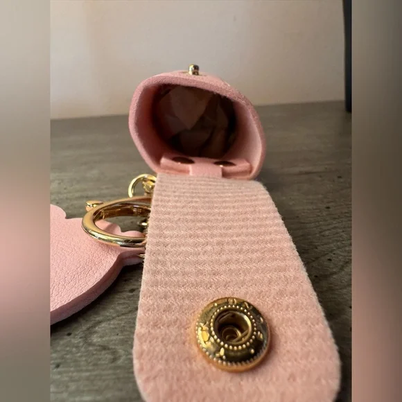 Pink Heart Keychain with Lipstick Holder - Picture 4 of 4